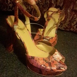 Nine West Snakeskin He